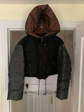 Load image into Gallery viewer, aw1993 Issey Miyake Super High Neck Cropped Puffer Jacket - Size M