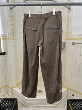 Load image into Gallery viewer, 2000s Vintage Longboard Light Brown Cargo Pants - Size M