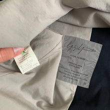Load image into Gallery viewer, aw1991 Yohji Yamamoto 6.1 The Men "Tokyo Rose" Dinner Jacket - Size M