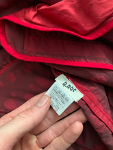 Load image into Gallery viewer, aw2007 Issey Miyake APOC Cropped Red Jacket with Pleats and Ribbing Details - Size S