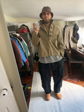 Load image into Gallery viewer, 1940s Vintage WW2 US Navy Faded Khaki Smock - Size L