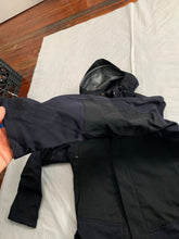 Load image into Gallery viewer, aw2005 Junya Watanabe Goretex Articulated Technical Mountain Jacket - Size M