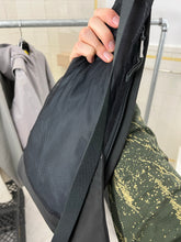 Load image into Gallery viewer, 1998 Mandarina Duck 'Task Bag' - Size OS