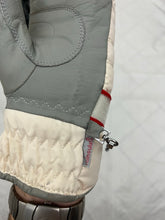 Load image into Gallery viewer, 1990s Salomon Thinsulate Nylon Mittens - Size M