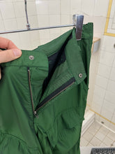Load image into Gallery viewer, ss2007 Issey Miyake Green Textured Nylon Tactical Pants - Size M