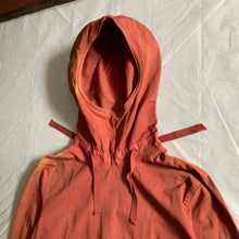 Load image into Gallery viewer, 1940s Vintage WW2 US Navy Faded Red Gunner Smock - Size L