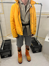 Load image into Gallery viewer, 2000s Samsonite 'Travel Wear' Yellow Gold Puffer Jacket - Size L