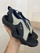 Load image into Gallery viewer, 2000s Oakley ‘Solid Smoke’ Sandals in Blue and Grey - Size 7.5 US