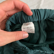 Load image into Gallery viewer, 1990s Final Home Forest Green Survival Shorts - Size M