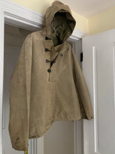 Load image into Gallery viewer, 1940s Vintage WW2 US Navy Faded Khaki Smock - Size L