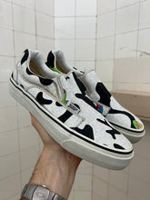 Load image into Gallery viewer, ss2000 Issey Miyake x Takashi Murakami Hand Painted Black and White Slip-ons - Size 9