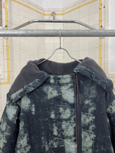 Load image into Gallery viewer, aw1998 Issey Miyake Crinkle Dyed Puffer with High Neck and Fleece Lining - Size L
