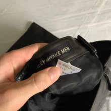 Load image into Gallery viewer, aw1999 Issey Miyake Black Leather Pants - Size M