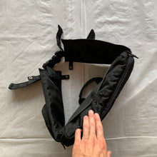 Load image into Gallery viewer, aw2000 Issey Miyake Large Transformable Waistbag/Cargobag - Size OS