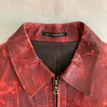 Load image into Gallery viewer, aw2009 - Yohji Yamamoto x Justin Davis Uzi Pinup Red Leather Jacket - Size M