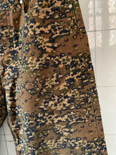 Load image into Gallery viewer, 2000s Vintage APC "Platanenmuster" Camo Brushed Cotton Trousers - Size S