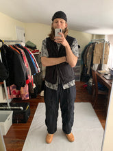 Load image into Gallery viewer, 2000s Vintage TUMI Traveler Cargo Vest - Size XL