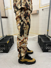 Load image into Gallery viewer, aw2010 Issey Miyake Articulated Nylon Lava Graphic Pant - Size L