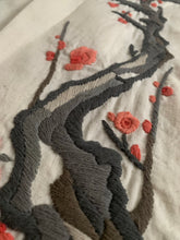 Load image into Gallery viewer, ss1995 Issey Miyake Cream Blazer with Embroidered Sakura Tree - Size L