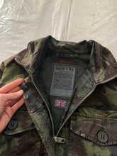 Load image into Gallery viewer, 2000s Vintage Griffin DPM Jacket with Hidden Inside Back Pocket - Size M
