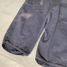 Load image into Gallery viewer, 2000s Helmut Lang Astro Cargo Shorts - Size M