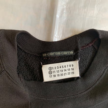 Load image into Gallery viewer, aw2004 Margiela Artisanal Reconstructed Cutoff Crewneck Sweater - Size L