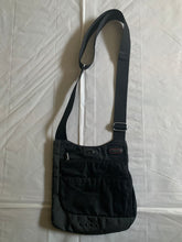 Load image into Gallery viewer, 2000s Vintage TUMI T-TECH 5132D Black Saddle Bag - Size OS