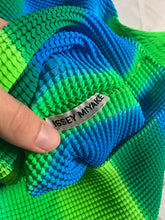 Load image into Gallery viewer, 1990s Issey Miyake Green and Blue Pleat Textured Top - Size S