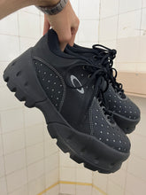 Load image into Gallery viewer, 2000s Oakley ‘Pit Shoe’ Chunky Sneakers - 12 US