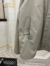 Load image into Gallery viewer, 2000s Samsonite 'Travel Wear' Khaki Hooded Windbreaker - Size L