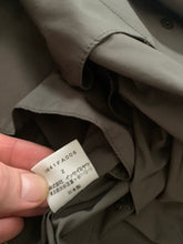 Load image into Gallery viewer, ss2004 Issey Miyake Military Khaki Bungee Cord Long Raincoat - Size M