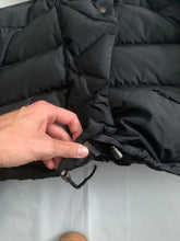 Load image into Gallery viewer, aw1993 Issey Miyake Super High Neck Cropped Puffer Jacket - Size M