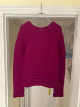 Load image into Gallery viewer, 1990s Yohji Yamamoto Magenta Circular Weave Wool Sweater - Size M
