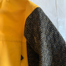 Load image into Gallery viewer, aw2005 Junya Watanabe Yellow Goretex Technical Jacket - Size M