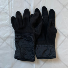 Load image into Gallery viewer, ~aw2000 Issey Miyake Black Technical Gloves - Size OS