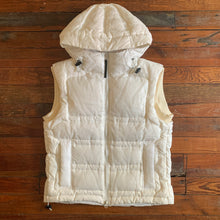 Load image into Gallery viewer, aw1999 Issey Miyake Translucent White Down Vest - Size M