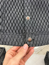 Load image into Gallery viewer, 1990s Dexter Wong Textured Synthetic Cropped Trucker Jacket - Size M
