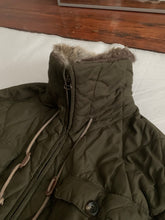 Load image into Gallery viewer, 1990s Armani Olive Quilted M65 Field Jacket with Fur Collar - Size M
