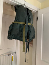 Load image into Gallery viewer, 1940s Vintage WW2 US Kapok Life Jacket - Size OS