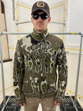 Load image into Gallery viewer, 2000s Griffin Zippered Intarsia Camo Knit Jacket - Size M