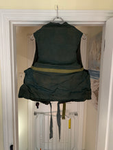 Load image into Gallery viewer, 1940s Vintage WW2 US Kapok Life Jacket - Size OS