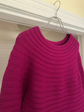 Load image into Gallery viewer, 1990s Yohji Yamamoto Magenta Circular Weave Wool Sweater - Size M