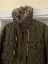 Load image into Gallery viewer, 1990s Armani Olive Quilted M65 Field Jacket with Fur Collar - Size M