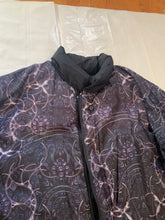 Load image into Gallery viewer, 2000s Issey Miyake Extended Graphic Lined Puffer Jacket - Size L