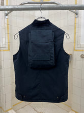 Load image into Gallery viewer, 2000s Samsonite ‘Travel Wear’ Mini-Backpack Vest - Size M