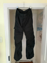 Load image into Gallery viewer, ss2007 Issey Miyake Textured Nylon Tactical Black Pants - Size L