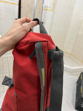 Load image into Gallery viewer, Late 1990s Mandarina Duck 'Basis' Messenger Bag - Size OS