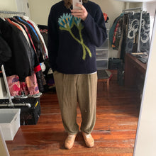 Load image into Gallery viewer, aw1995 Yohji Yamamoto Intasaria Flower Navy Sweater - Size M