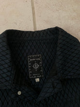 Load image into Gallery viewer, 1990s Dexter Wong Textured Synthetic Cropped Trucker Jacket - Size L