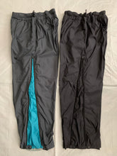 Load image into Gallery viewer, aw2000 Issey Miyake Black Technical Trackpants - Size M